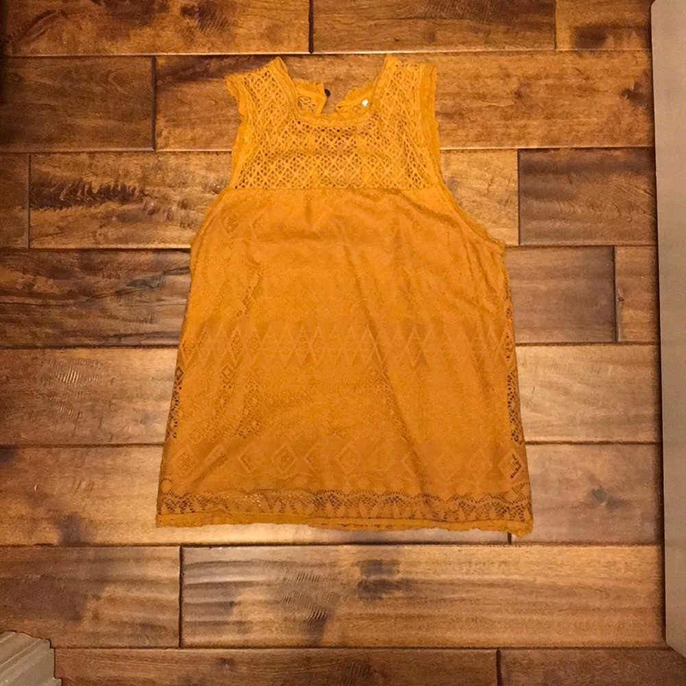 Mustard/burnt orange top